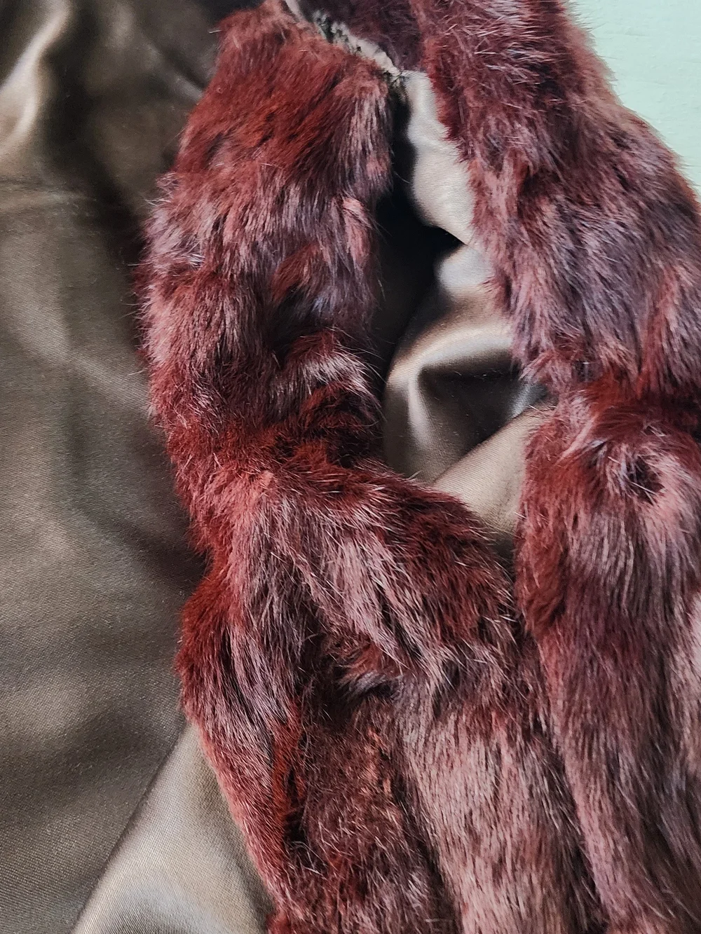 Vintage Plush Burgundy Faux Fur Wrap Shawl - Elegant Women’s Accessory